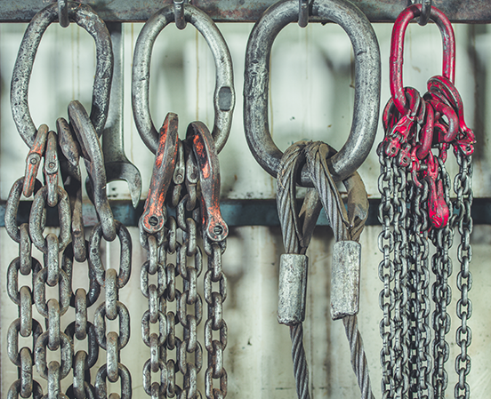 Lifting slings with industrial chain sling